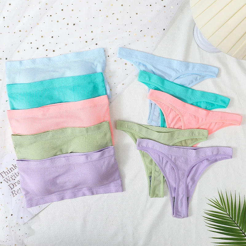 Sorelle Women's 2 Pc solid bandeau lingerie set