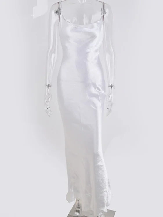 Sorelle Women's snatched satin open back dress