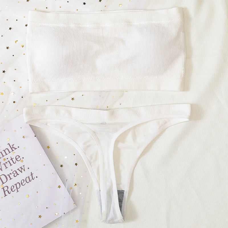 Sorelle Women's 2 Pc solid bandeau lingerie set