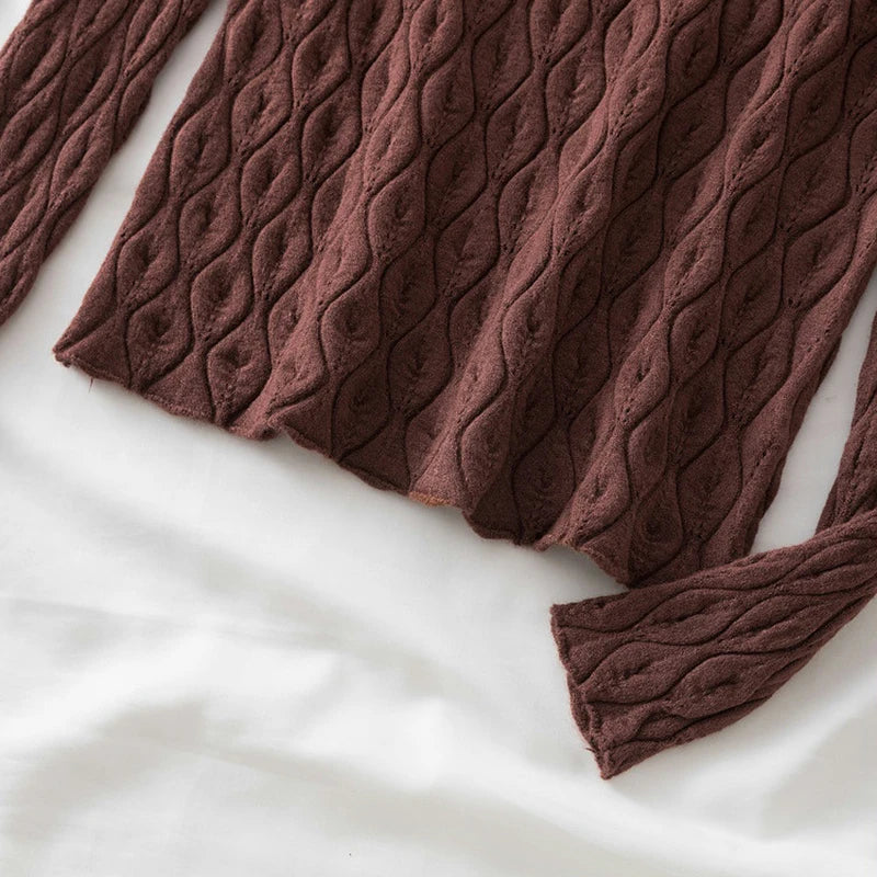 Sorelle Women's one size embossed wave turtleneck top