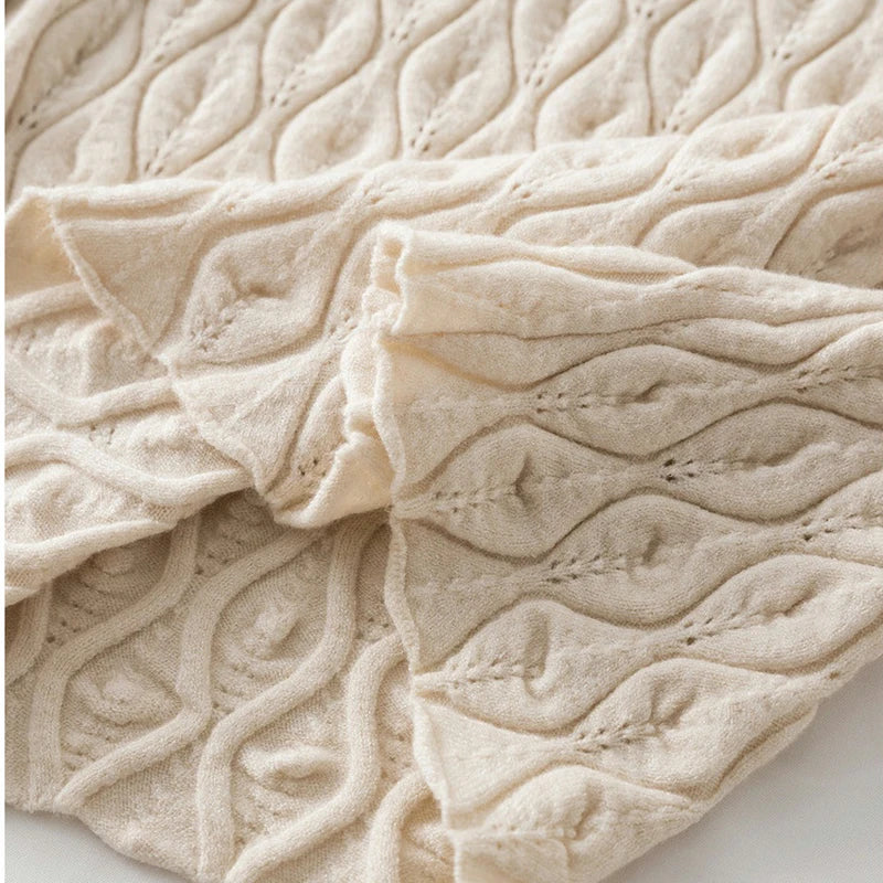 Sorelle Women's one size embossed wave turtleneck top