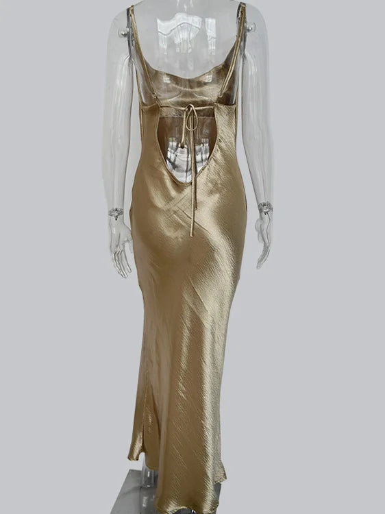 Sorelle Women's snatched satin open back dress