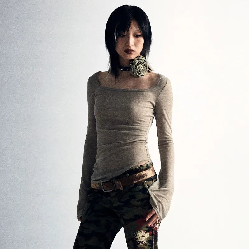 Lomi3 Women's grunge tattoo back flare long sleeve top