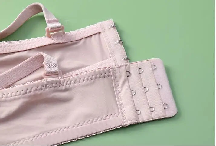 Sorelle Women's 2 Pc coquette ruched lingerie set with bow details