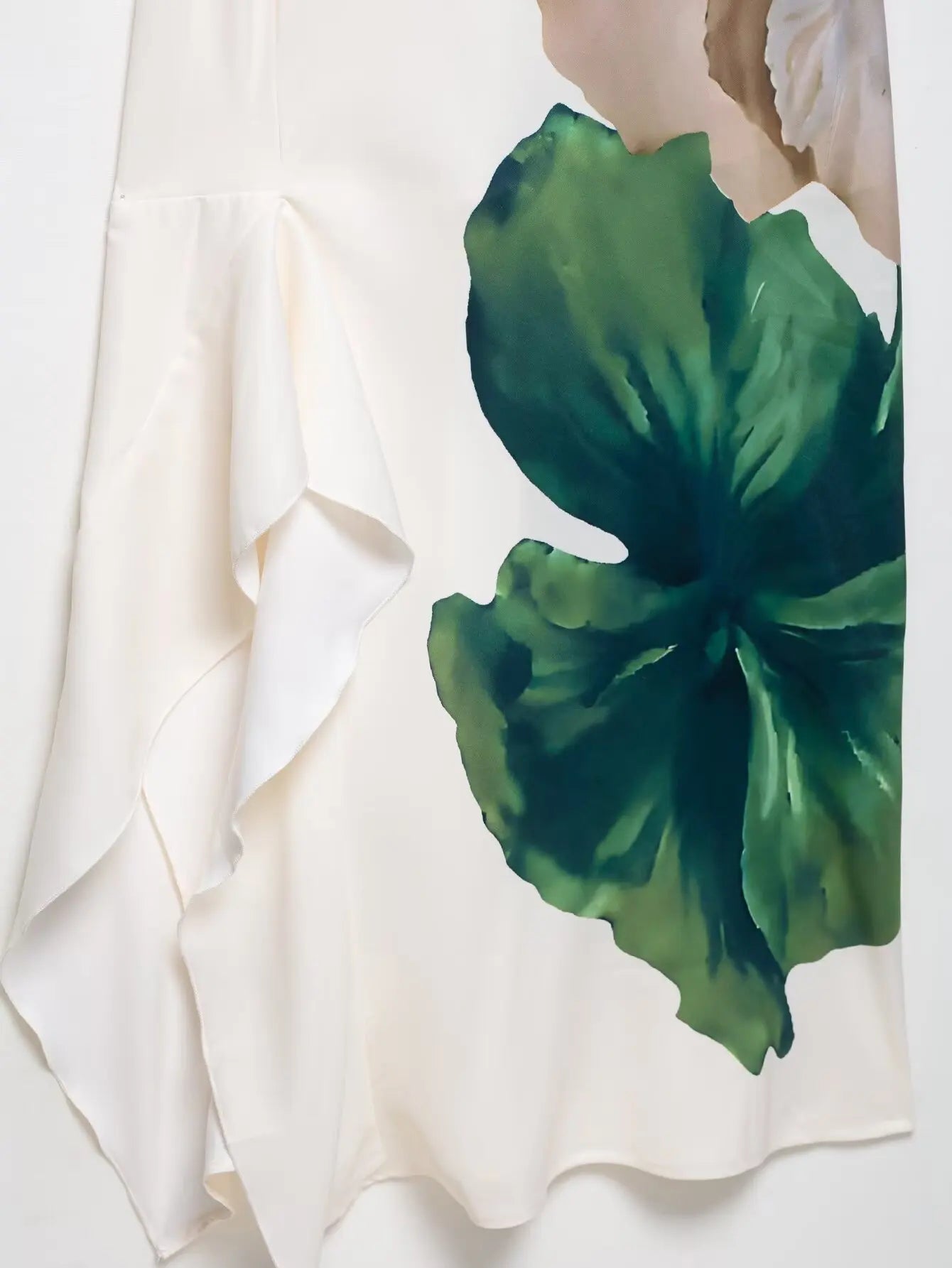 Sorelle Women's single shoulder multicolor floral dress