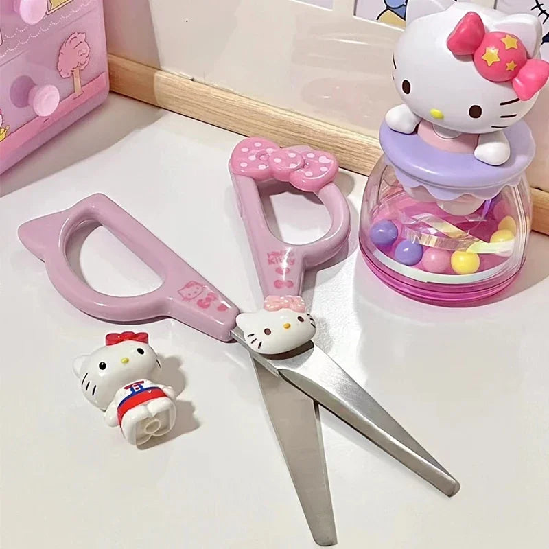 Hello Kitty scissors