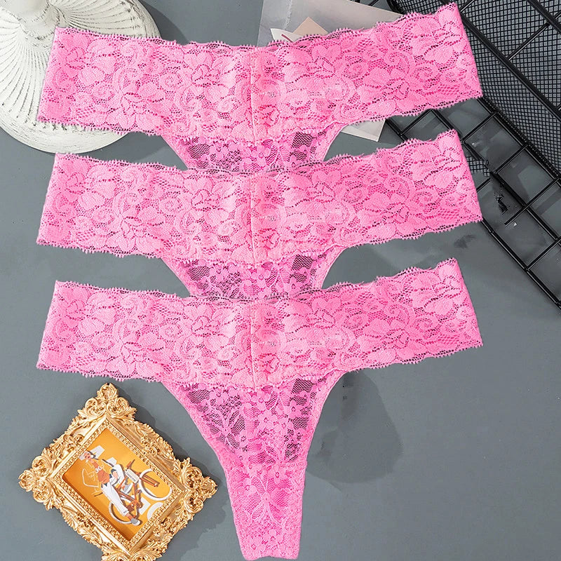 Sorelle Woemn's 3 Pc lace formal thong set
