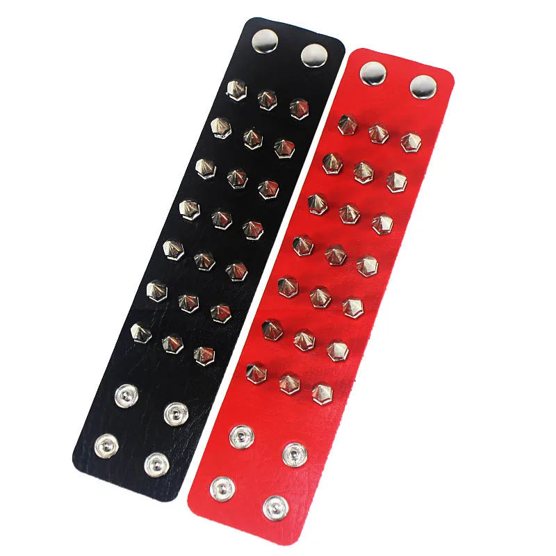 Lomi3 Women’s spiked punk bracelet