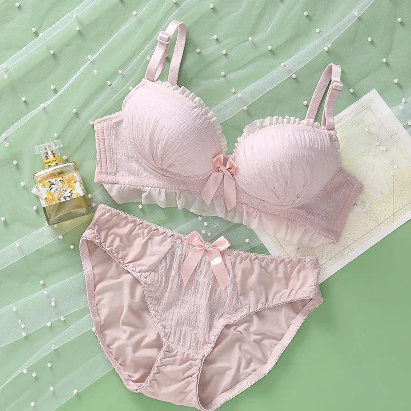 Sorelle Women's 2 Pc coquette ruched lingerie set with bow details