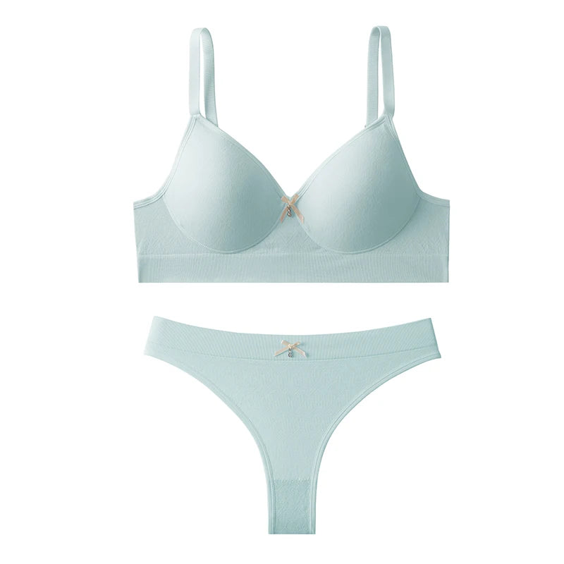 Sorelle Women's 2 Pc solid polyester lingerie set with bow accent