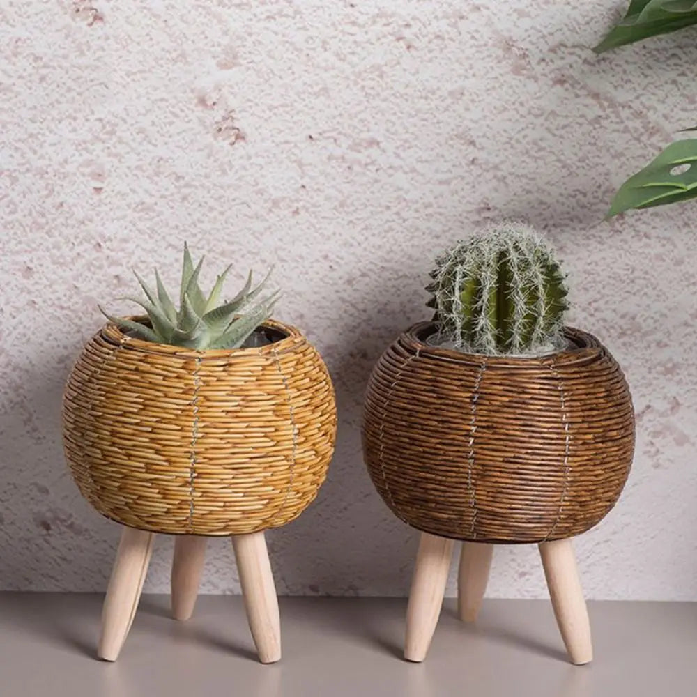 Cassora 1 Pc woven plant pot with wooden legs