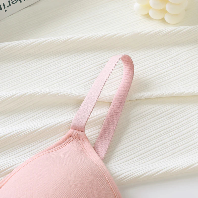 Sorelle Women's 2 Pc solid polyester lingerie set with bow accent