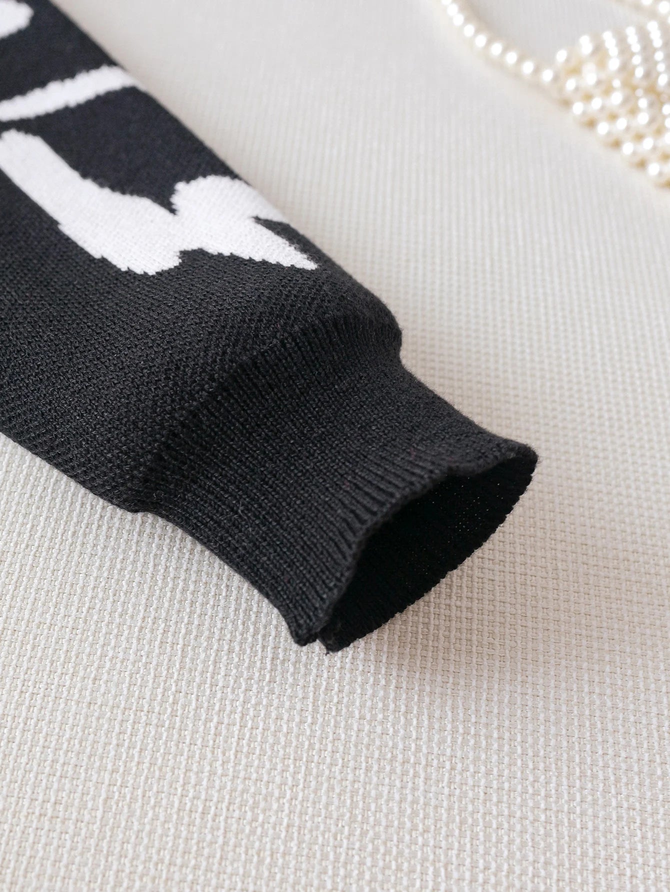 Vello Boy's absract line knitted pullover sweater