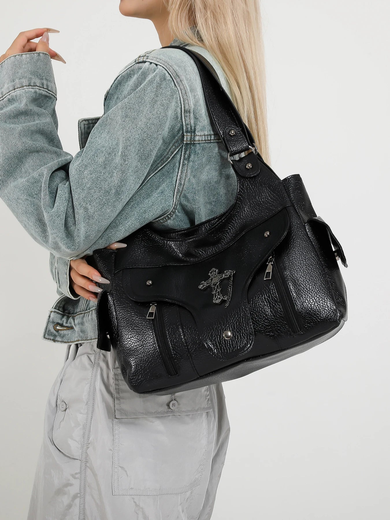 Lomi3 retro grunge cross charm leather purse