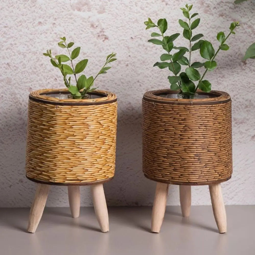 Cassora 1 Pc woven plant pot with wooden legs