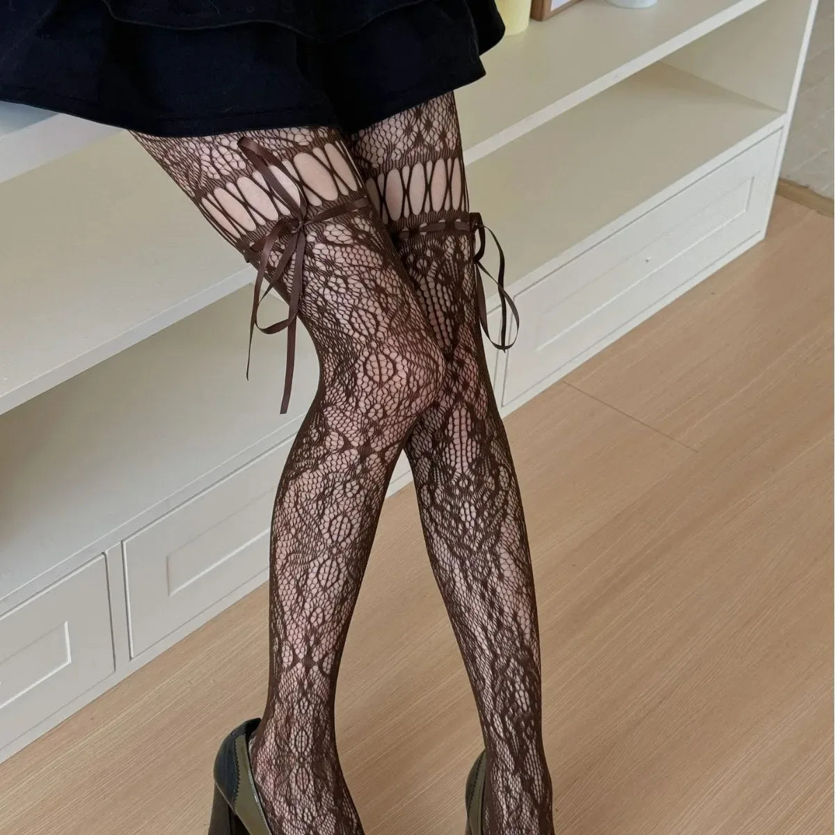 Lomi3 Women's hollow out lace x ribbon tights