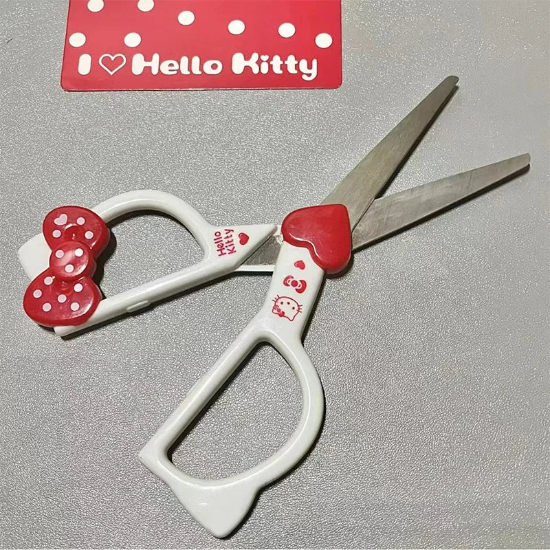 Hello Kitty scissors