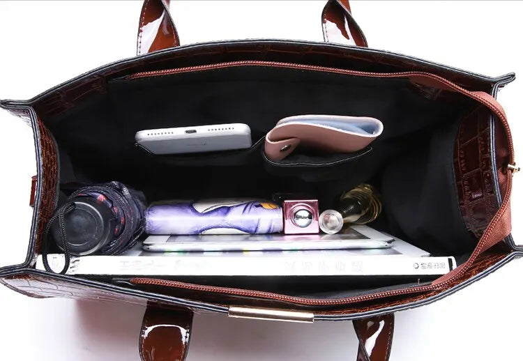 Luxa Women's crocodile leather purse