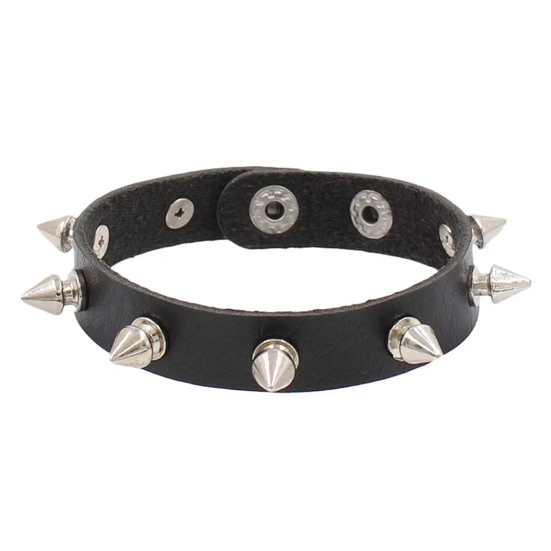 Lomi3 Women’s spiked punk bracelet