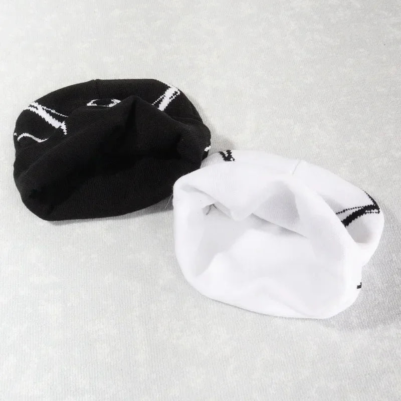 Nocturne unisex spider knit beanie