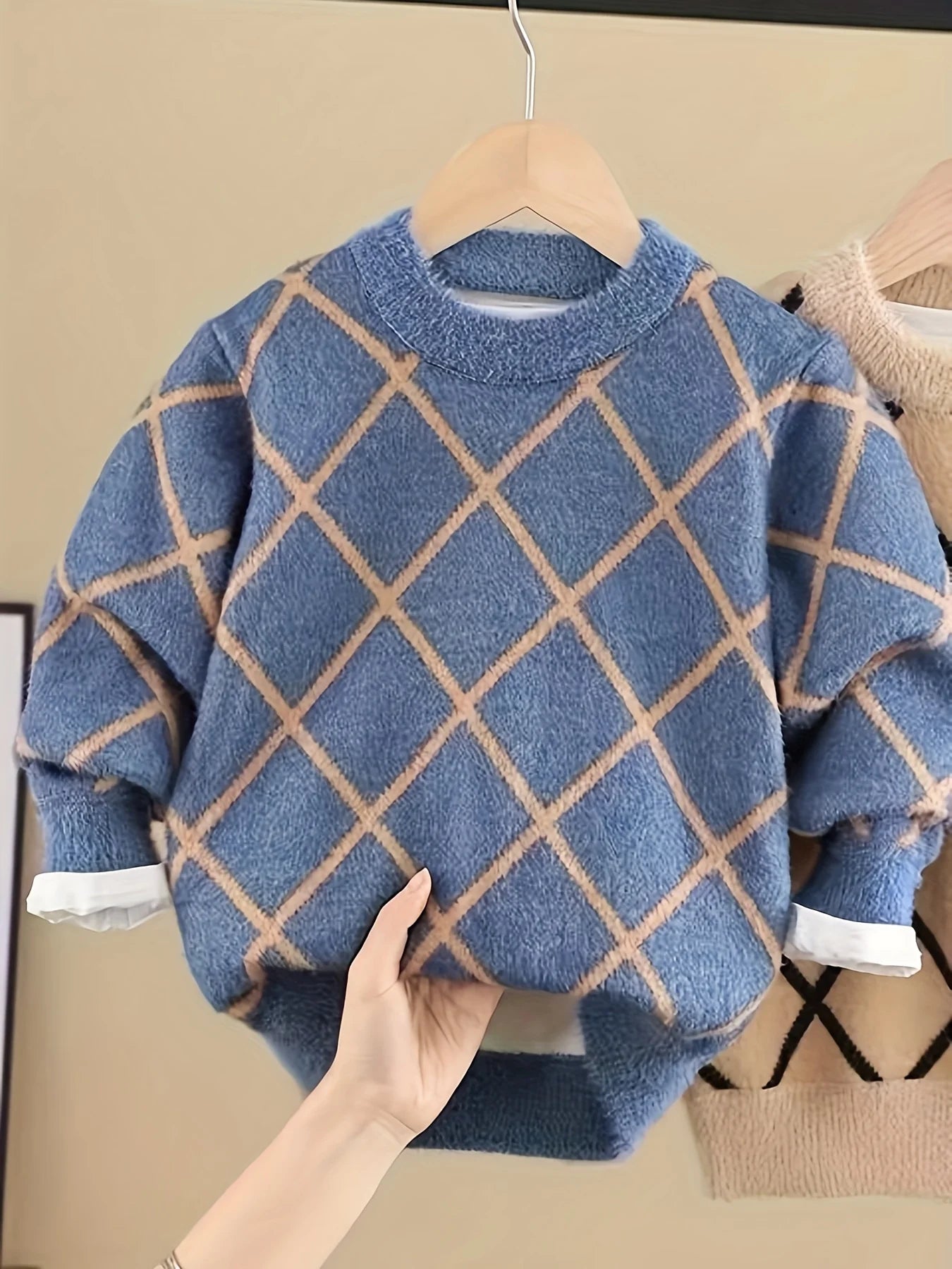 Vello Boys' argyle pullover sweater with fleece lining