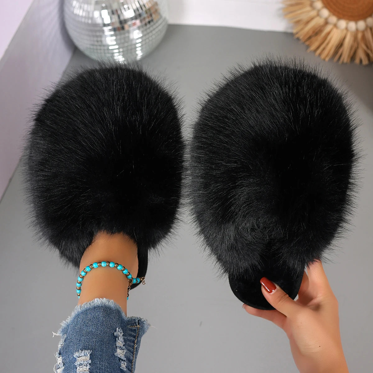 Veloura Women's luxury faux fur house slippers