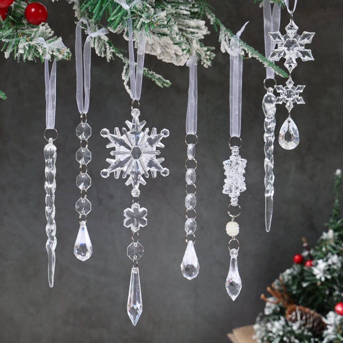 Hollyco Christmas 18 Pc acrylic crystal ornaments